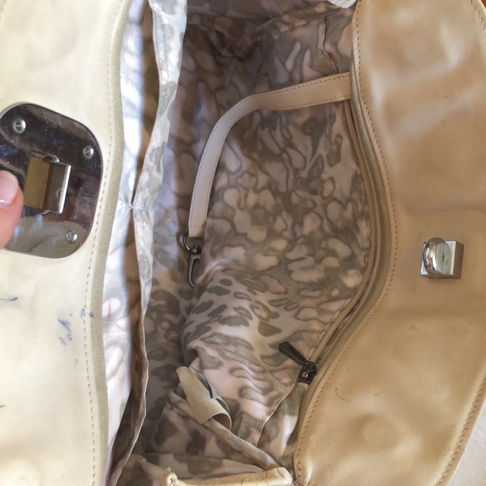 Handbag - Picture 7 of 10